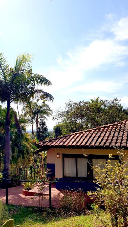 Chacara Artistica Em Socorro-sp *